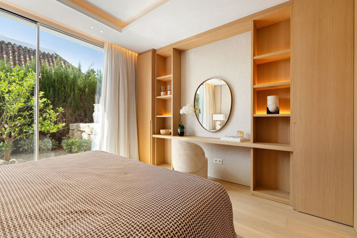 Image No.29-5 Bed Villa for sale