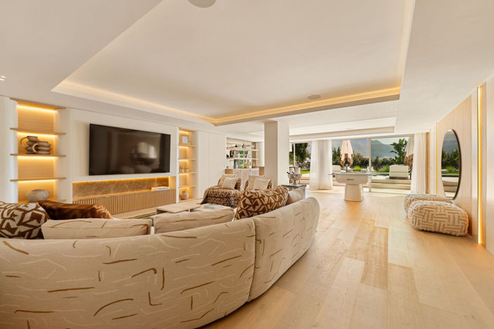 Image No.6-5 Bed Villa for sale