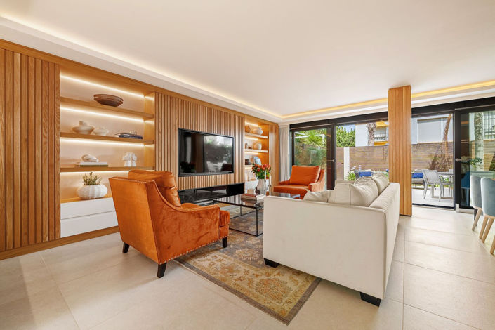 Image No.5-4 Bed Townhouse for sale