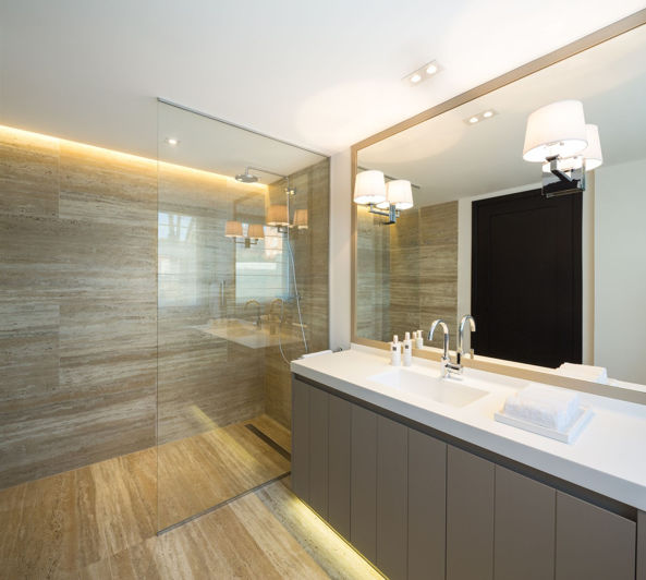 Image No.18-Villa de 5 chambres à vendre à Nueva Andalucia