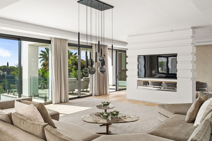 Image No.3-6 Bed Villa for sale