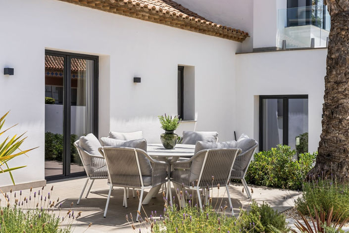 Image No.8-6 Bed Villa for sale