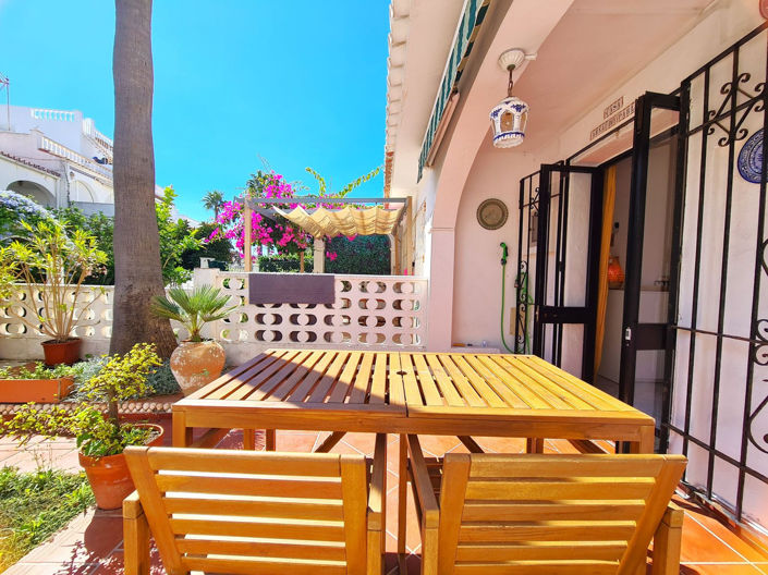 Image No.10-2 Bed Townhouse for sale