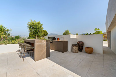 11-20939a0134ad724a8cb2a801094d15a4