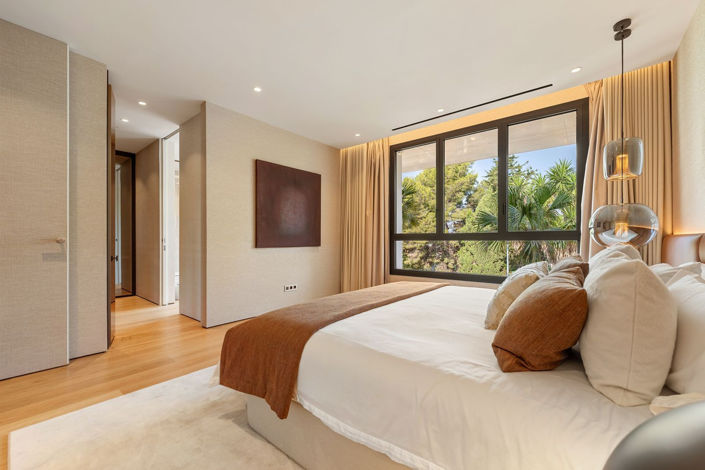 Image No.28-4 Bed Apartment for sale