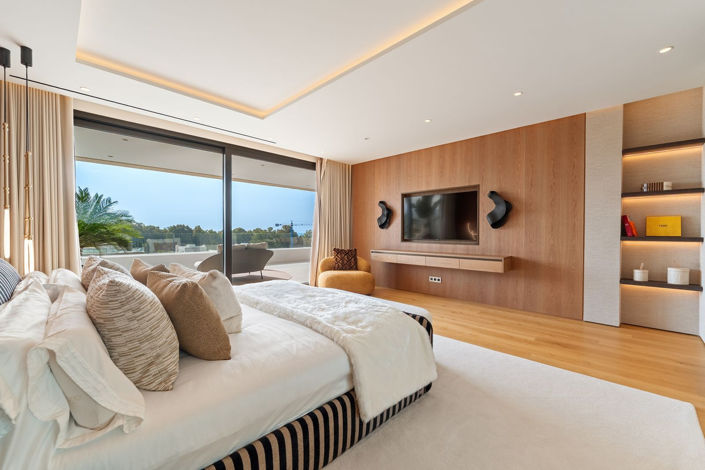 Image No.37-4 Bed Apartment for sale