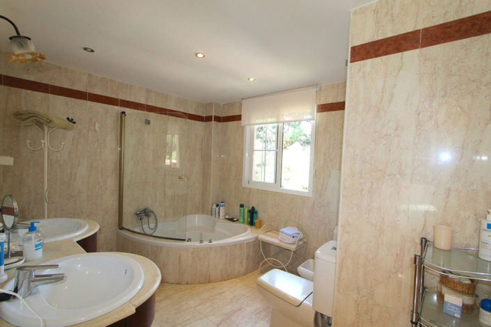 Image No.28-2 Bed Penthouse for sale