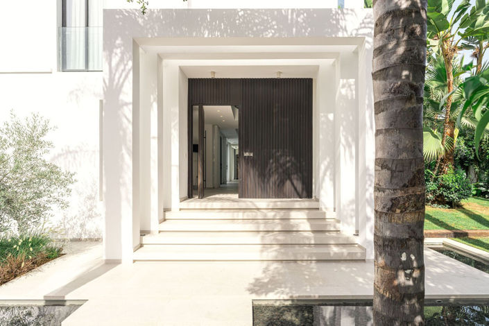 Image No.2-Villa de 4 chambres à vendre à Nueva Andalucia