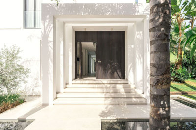 2-5bd7b9d04b45e33852eaf0ec6670150d