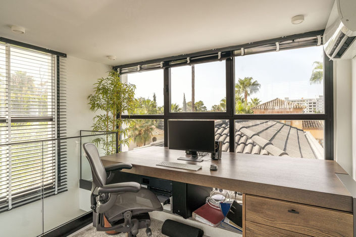 Image No.28-Villa de 4 chambres à vendre à Nueva Andalucia