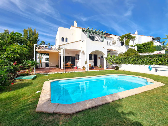 Image No.1-3 Bed Townhouse for sale