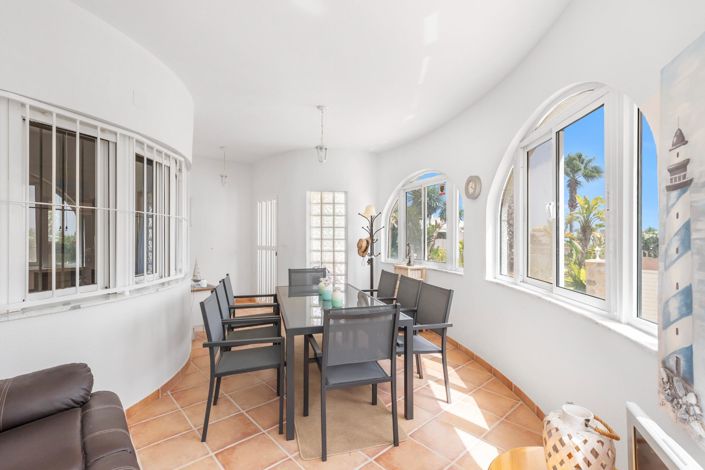 Image No.7-5 Bed Villa for sale