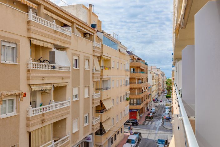Image No.1-Appartement de 3 chambres à vendre à Torrevieja