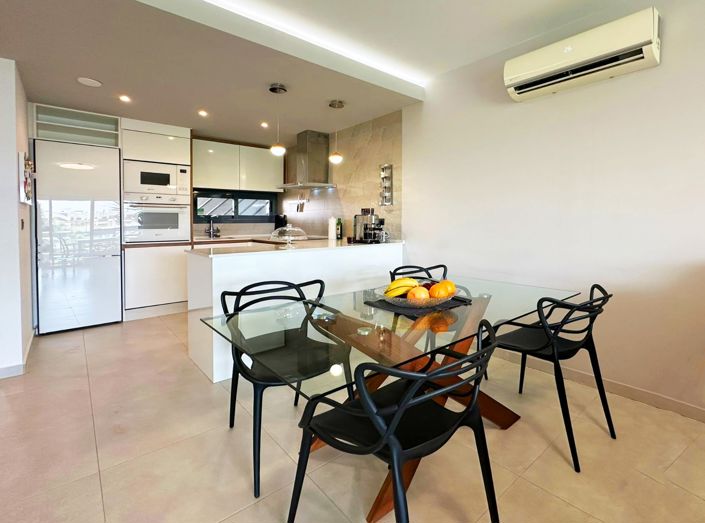 Image No.10-3 Bed Apartment for sale