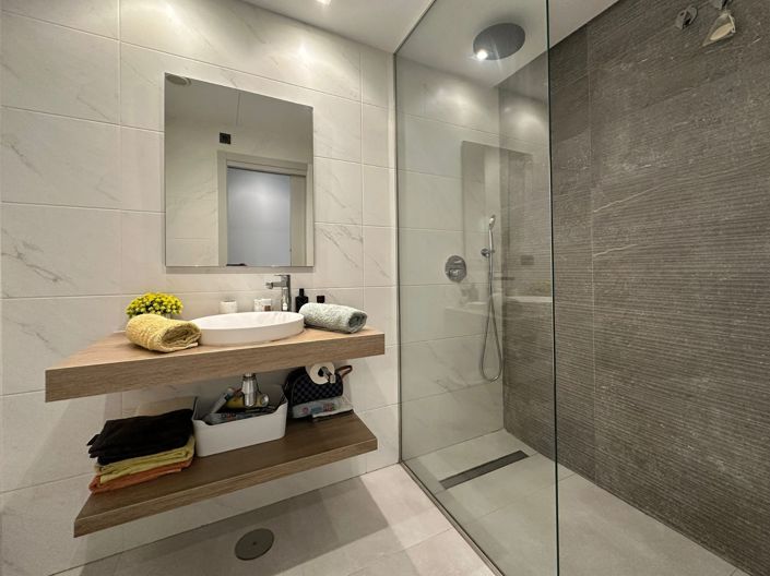 Image No.25-3 Bed Apartment for sale