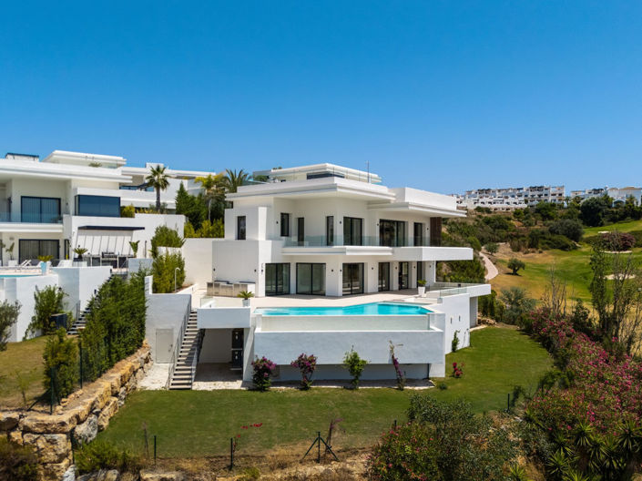 Image No.28-4 Bed Villa for sale