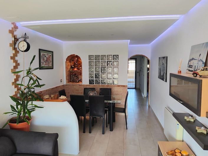 Image No.21-2 Bed Apartment for sale