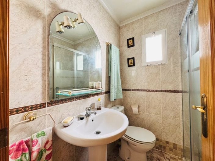 Image No.14-2 Bed Apartment for sale