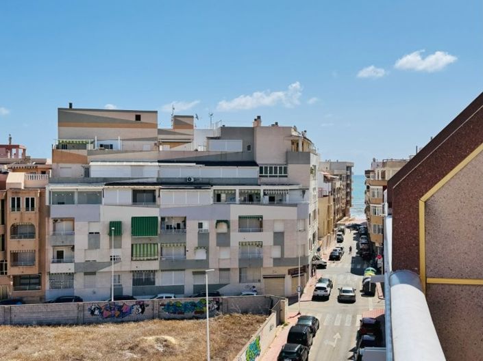 Image No.21-2 Bed Apartment for sale