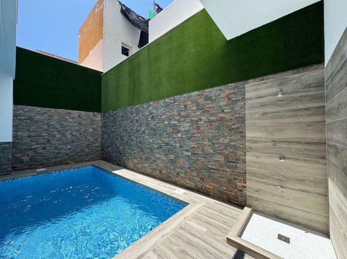 Image No.24-2 Bed Apartment for sale