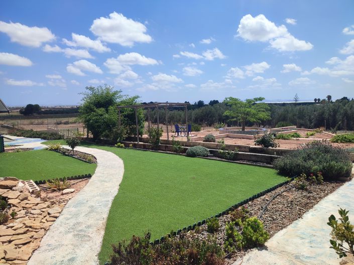 Image No.12-6 Bed Villa for sale