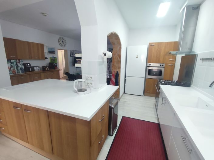 Image No.20-6 Bed Villa for sale