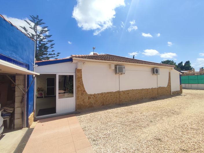 Image No.8-6 Bed Villa for sale