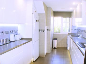 property-in-villamartin-11-large