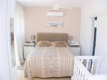 property-in-villamartin-13-large