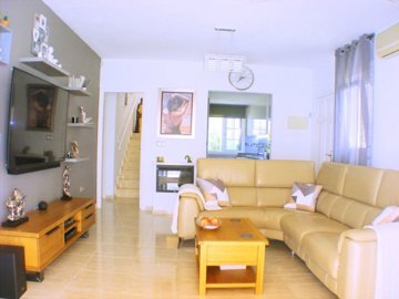 property-in-villamartin-6-large