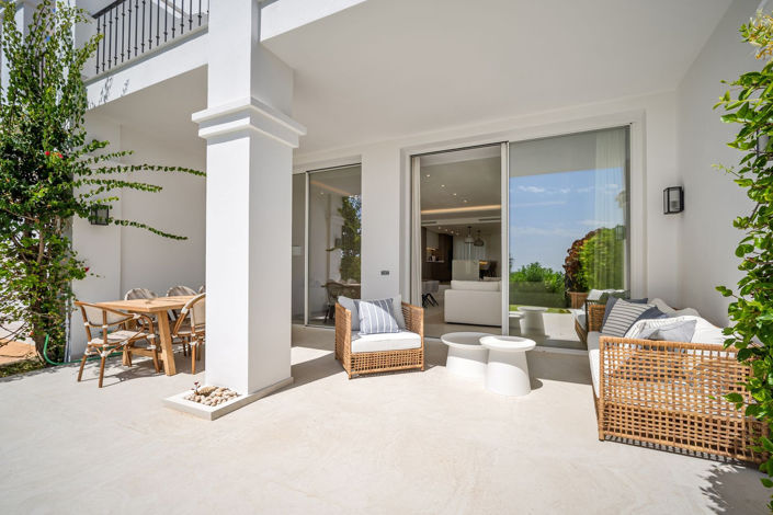 Image No.10-4 Bed Townhouse for sale