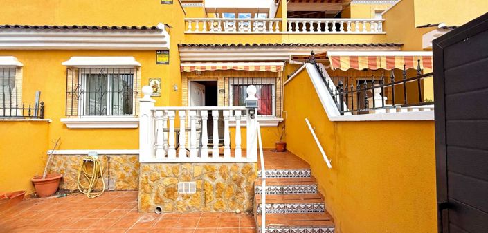 Image No.1-Maison de ville de 3 chambres à vendre à Torrevieja