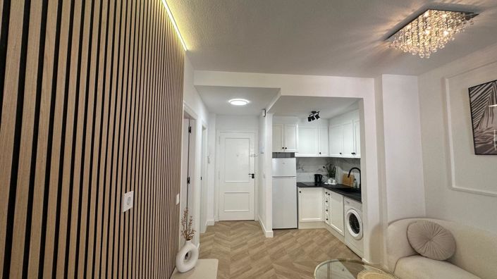 Image No.12-2 Bed Apartment for sale