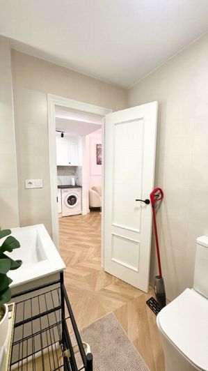 Image No.31-2 Bed Property for sale