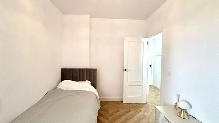 Image No.34-2 Bed Apartment for sale