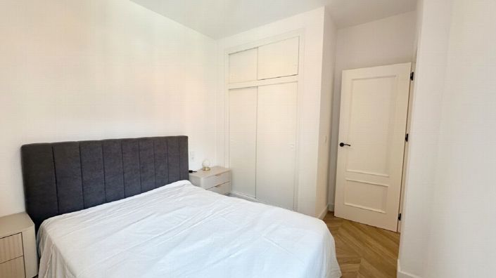 Image No.35-2 Bed Property for sale