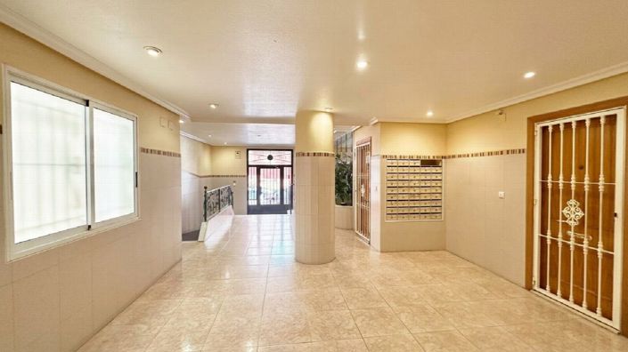 Image No.4-2 Bed Property for sale