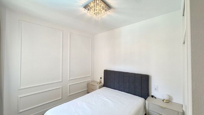 Image No.40-2 Bed Property for sale