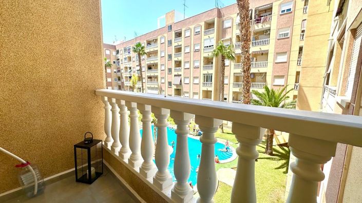 Image No.44-2 Bed House for sale