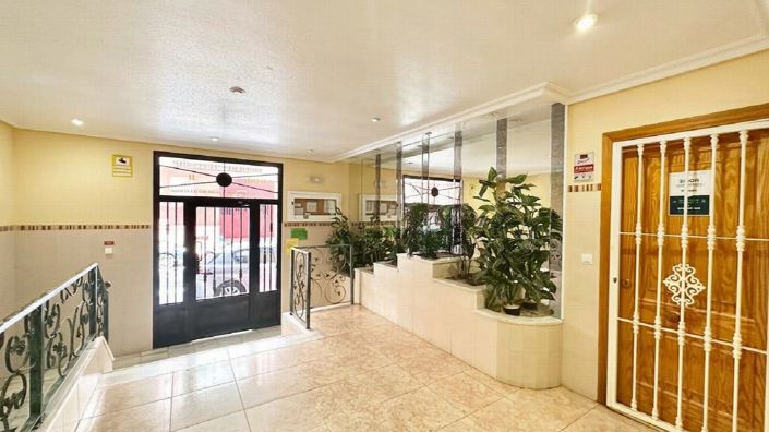 Image No.6-2 Bed Property for sale