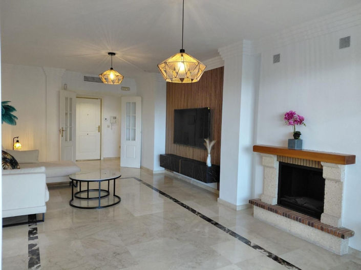 Image No.10-1 Bed Apartment for sale