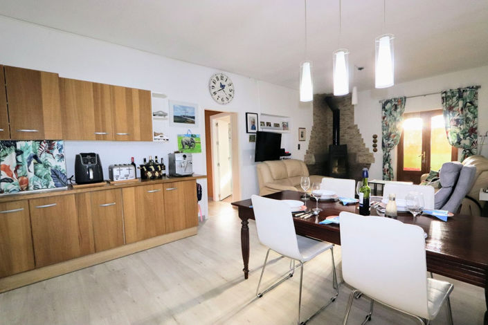 Image No.20-6 Bed House for sale