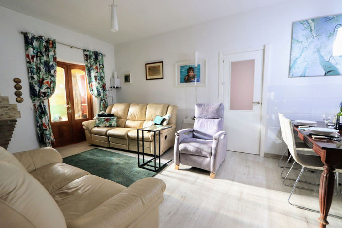 Image No.23-6 Bed House for sale