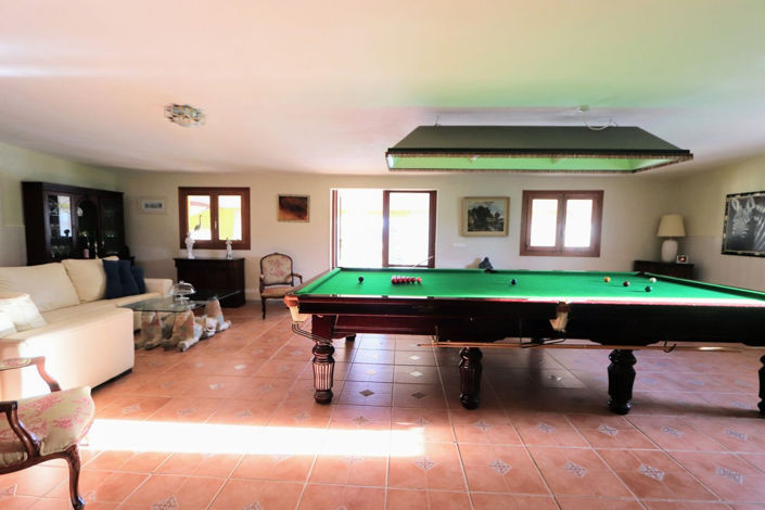 Image No.35-6 Bed House for sale