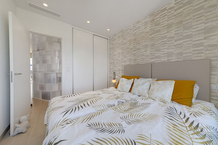 Image No.10-2 Bed Apartment for sale