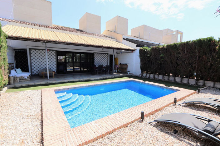 Image No.19-2 Bed House for sale