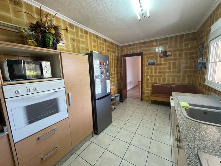 Image No.13-6 Bed Villa for sale