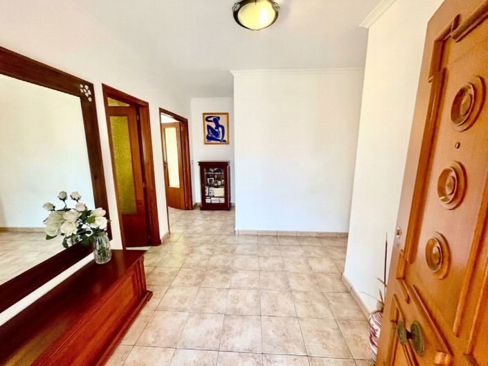 Image No.13-4 Bed Property for sale