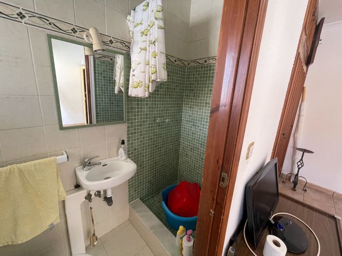 Image No.27-6 Bed Villa for sale