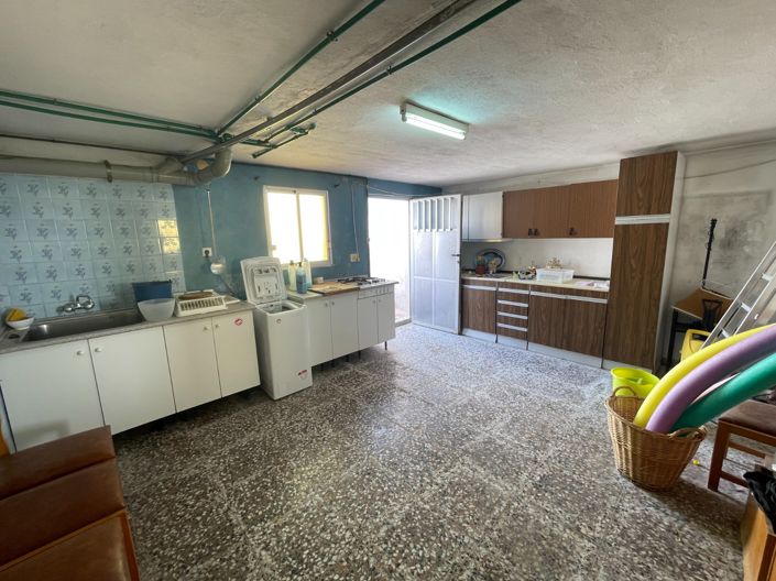 Image No.36-6 Bed Villa for sale